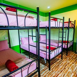Dormitory Room Mixed
